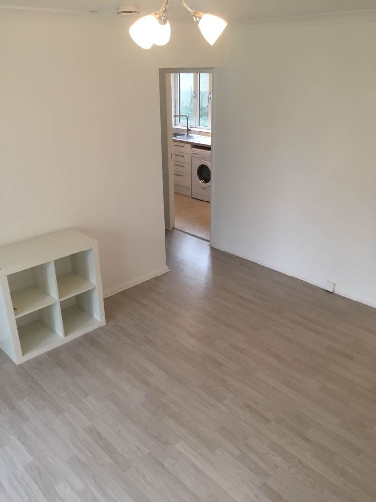 Flat Clarence Avenue in Greater London