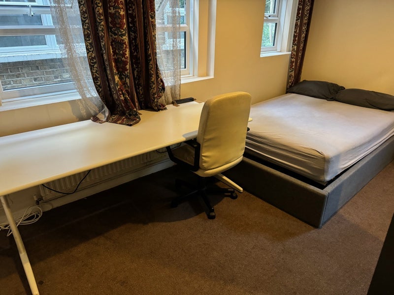 Room Rutland Park in Greater London