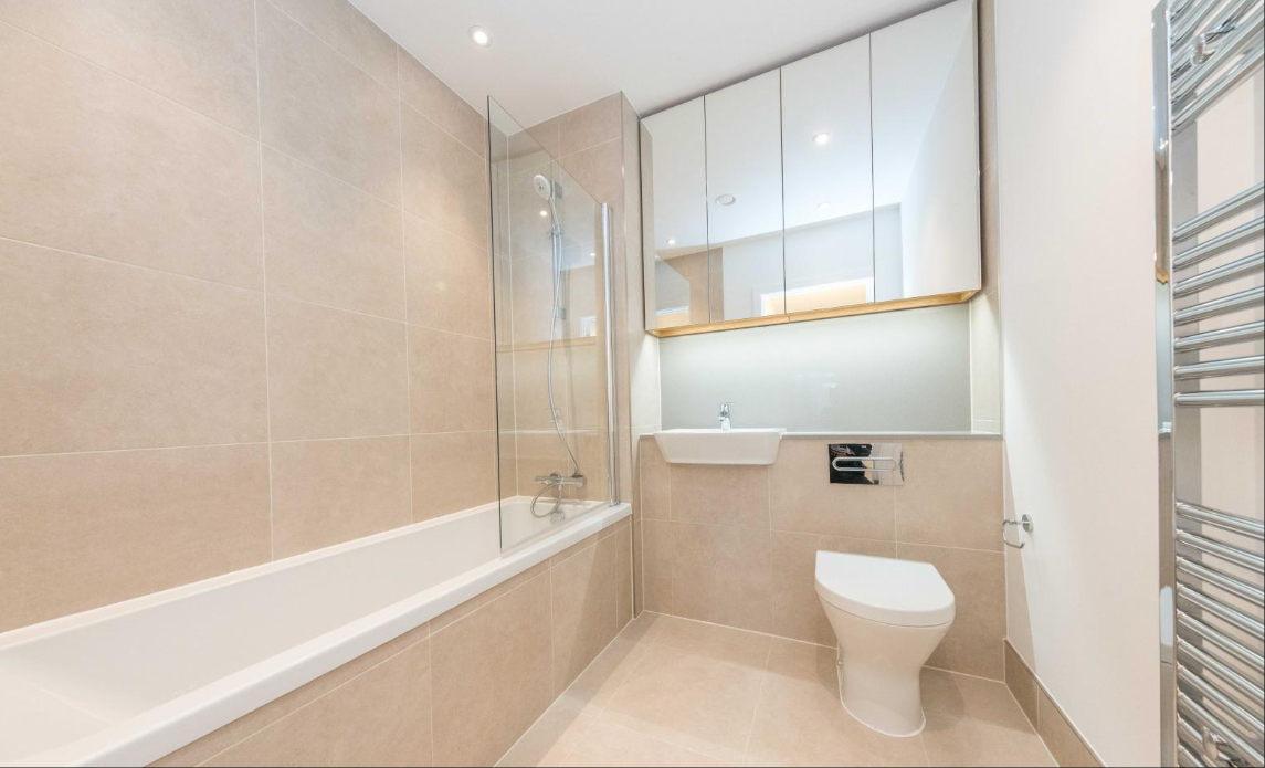 Flat Arniston Way in Greater London