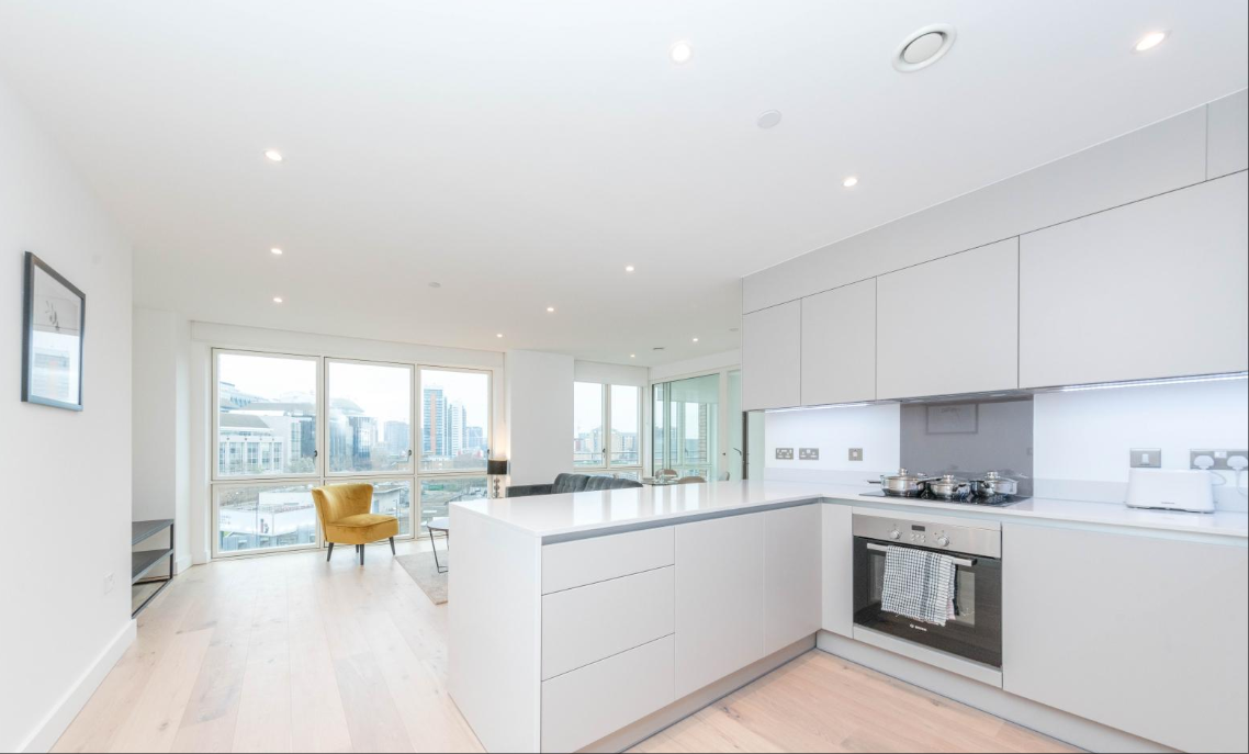 Flat Arniston Way in Greater London