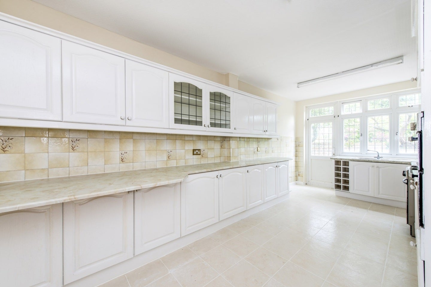 House Lexton Gardens in Greater London