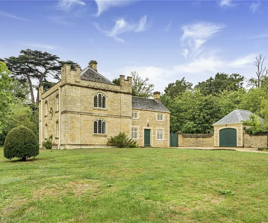 House Heronry Drive in Castor