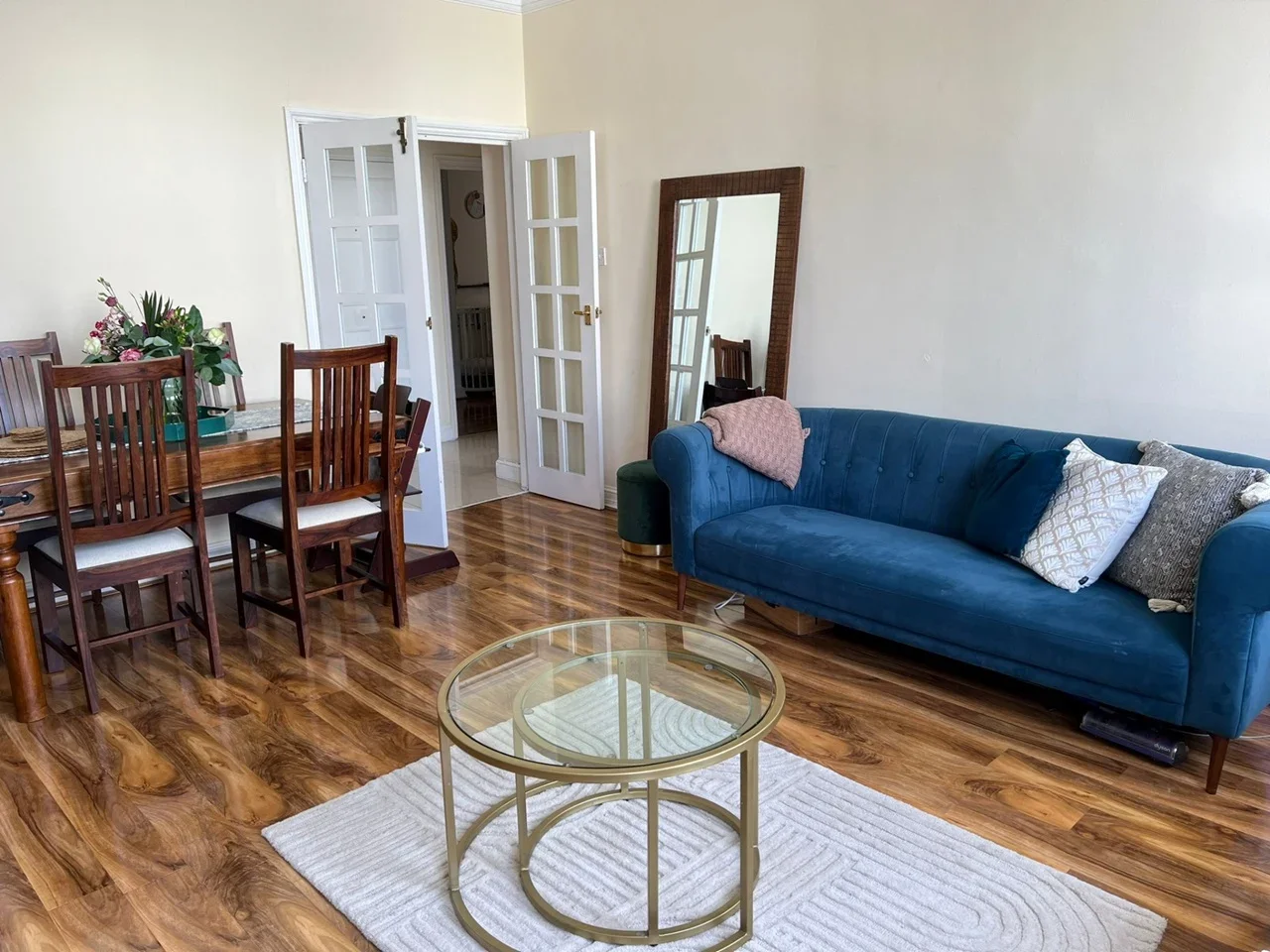 Flat Belsize Park Gardens in Greater London