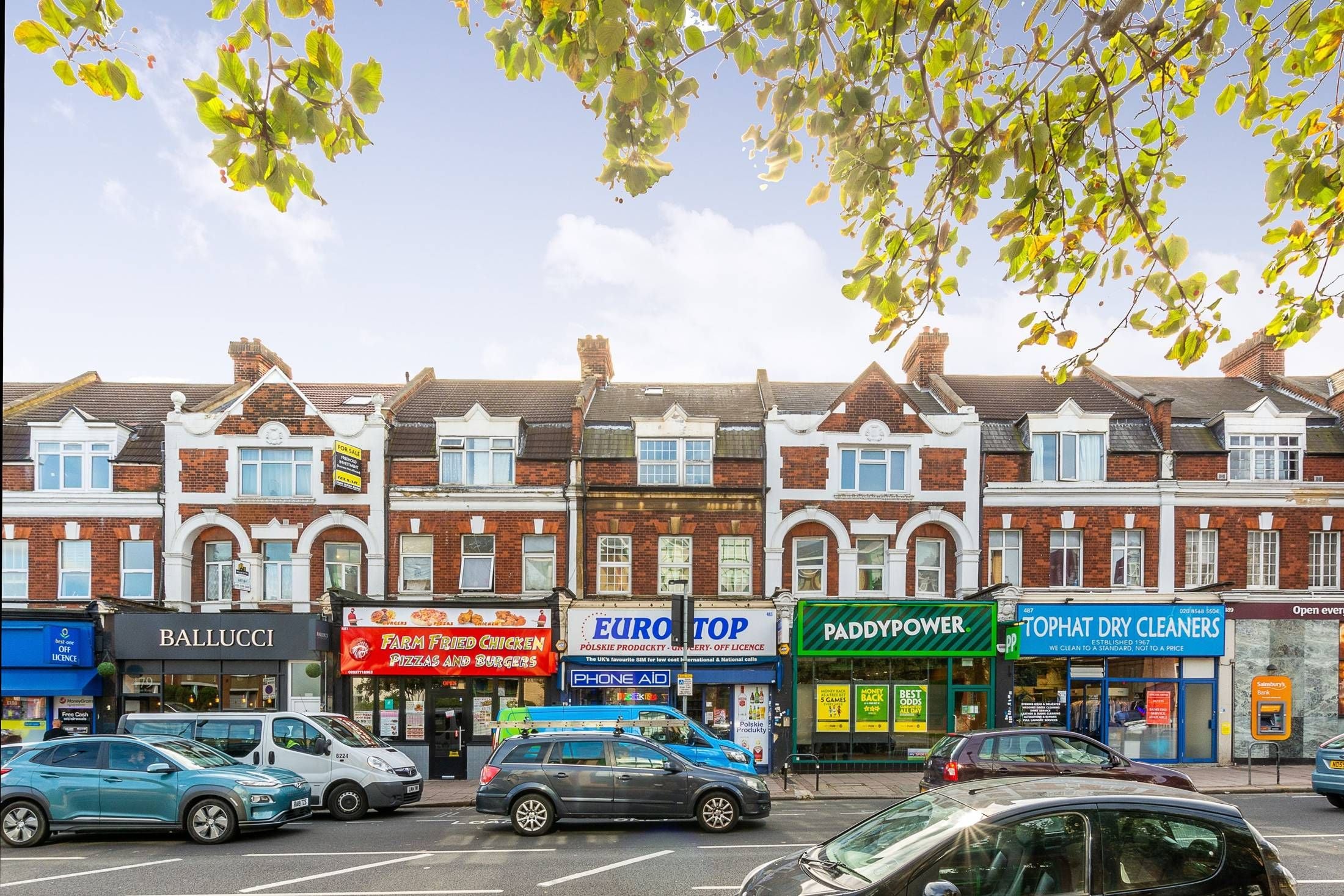 Flat London Road in Greater London