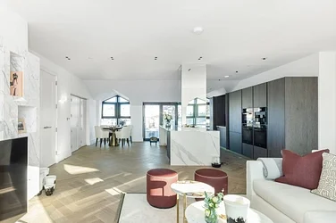 Flat Bark Place in City of Westminster
