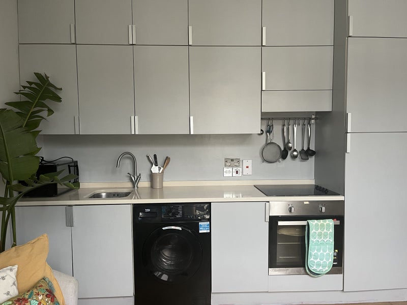 Flat Grittleton Road in City of Westminster