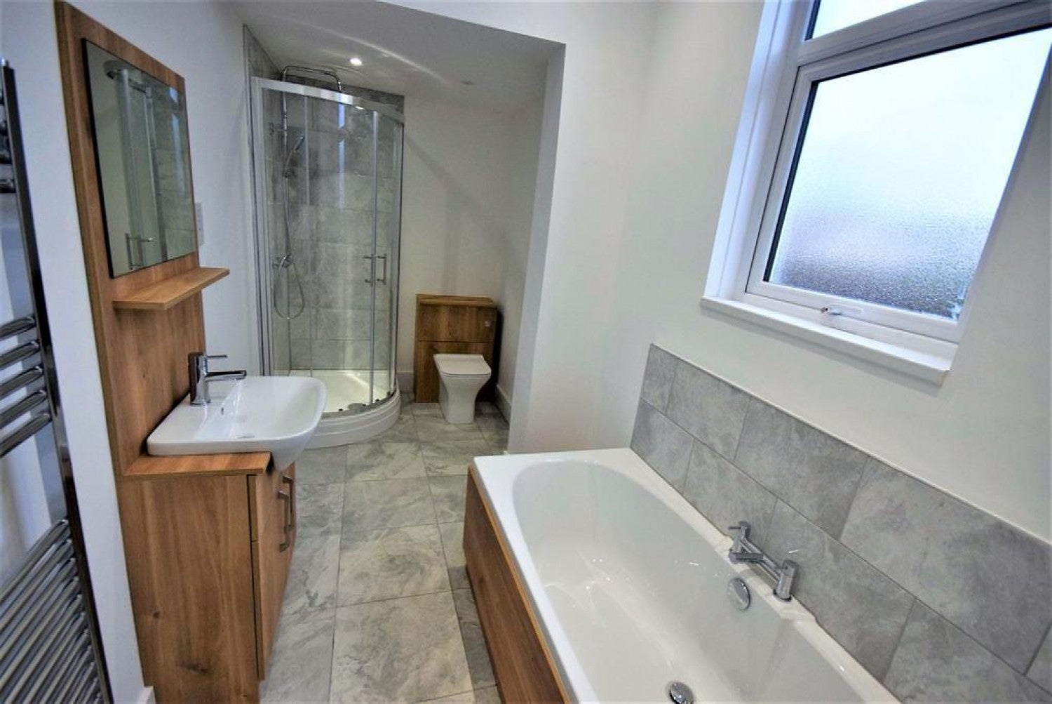 Flat Low Row in Easington