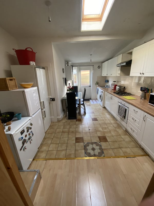 Room Rectory Lane in Greater London