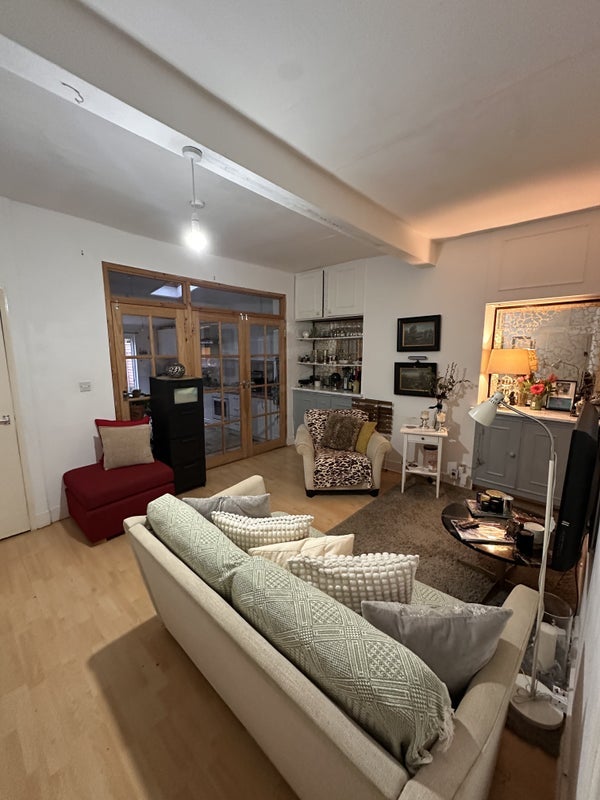 Room Rectory Lane in Greater London
