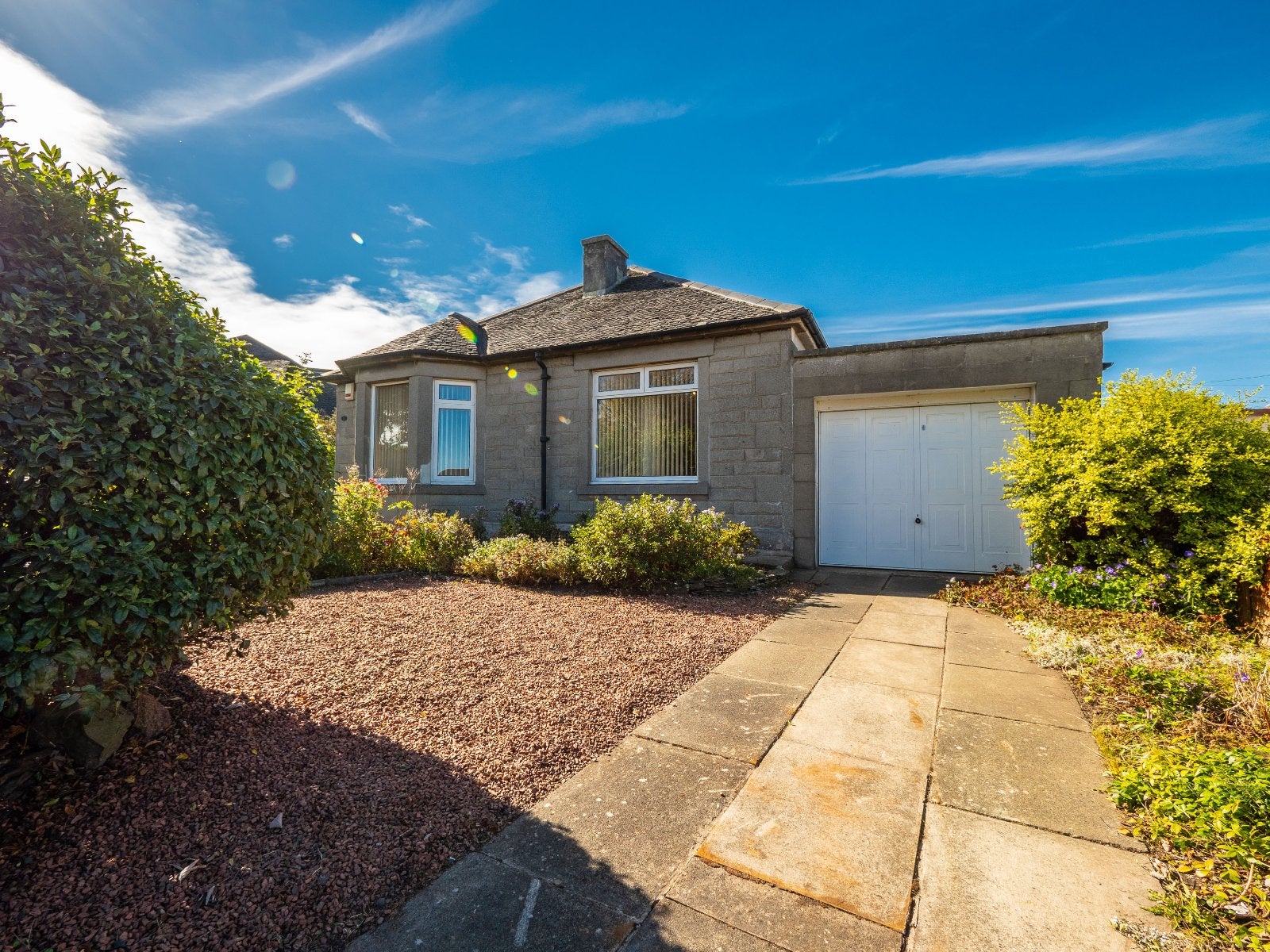 House Milton Drive in City of Edinburgh