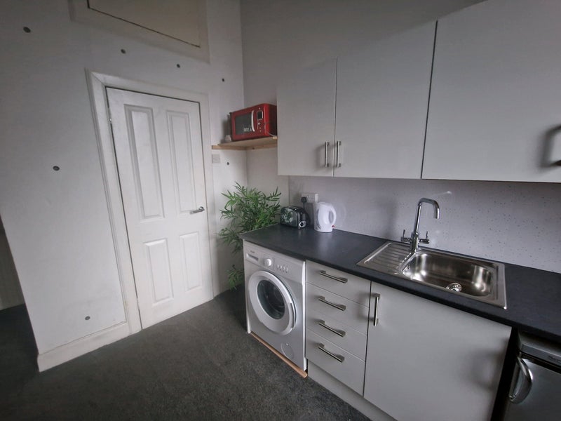 Flat Millbrae Road in Glasgow