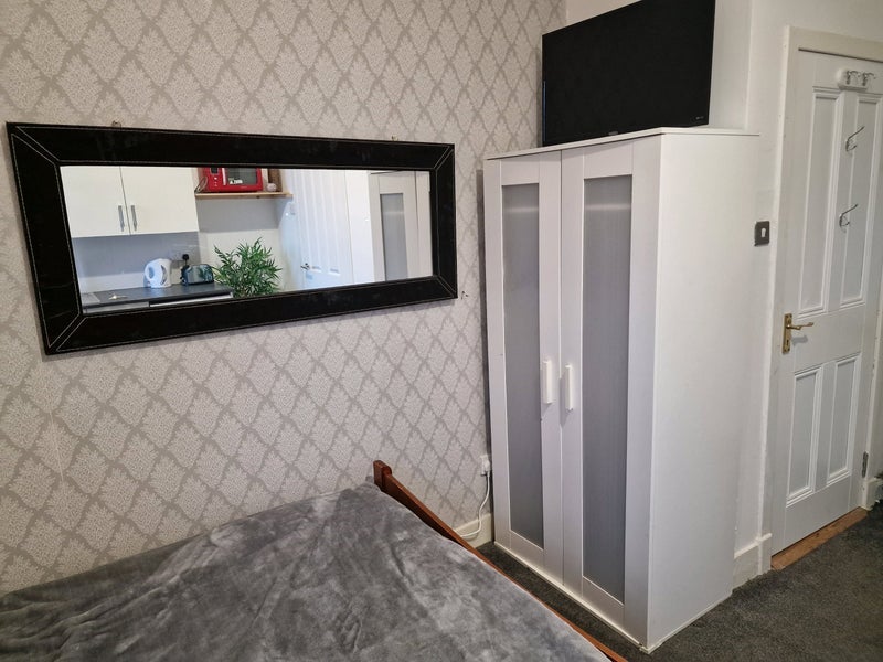 Flat Millbrae Road in Glasgow