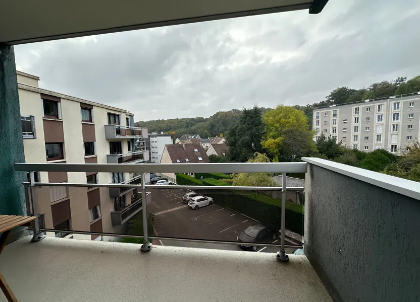 Appartement Rue Paul Flé à Saint-Cyr-l'École