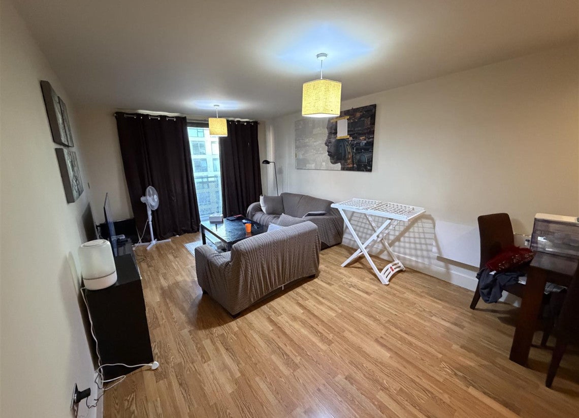 Flat Hurst Walk in Birmingham