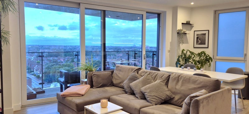 Room Beck Square in Greater London