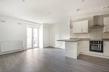 Flat Alma Grove in London
