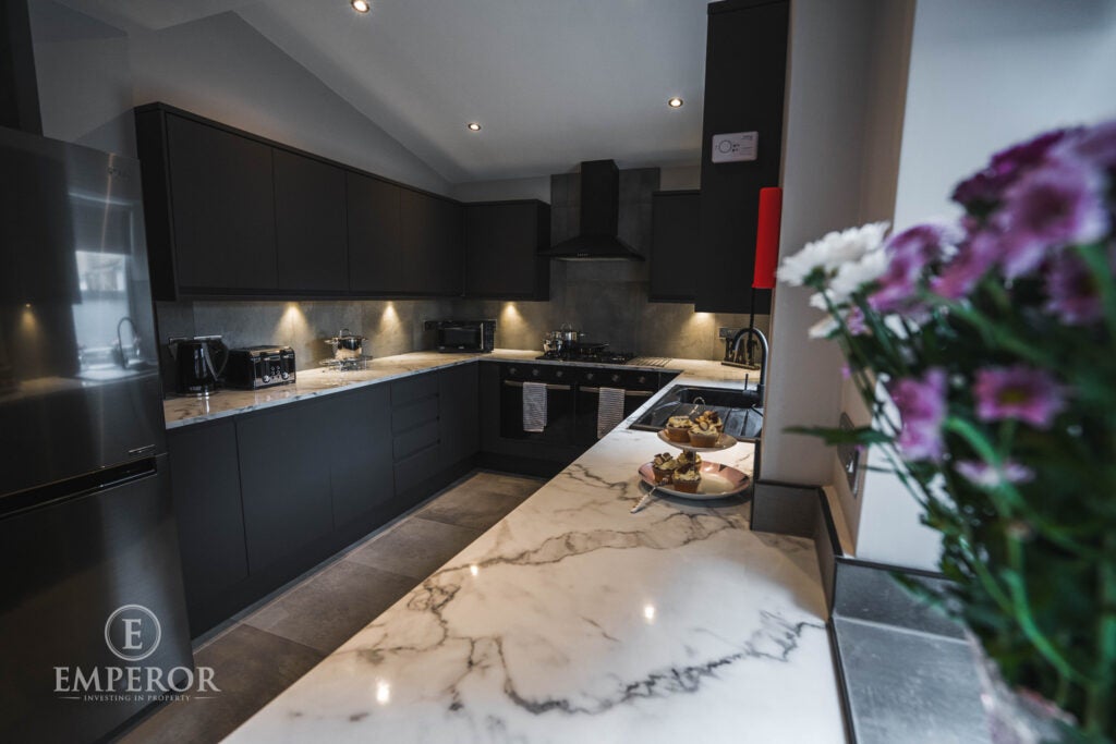 Room Leopold Road in Liverpool
