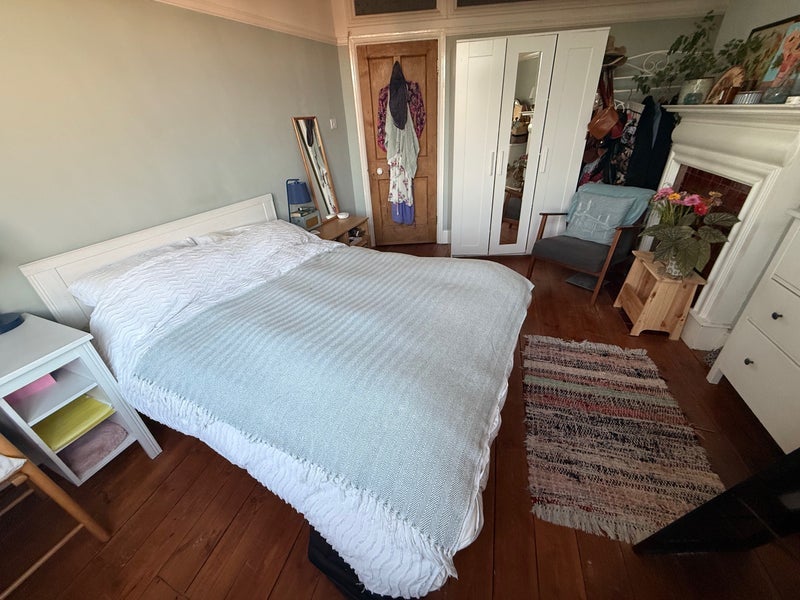 Room Alexandra Park Road in Greater London