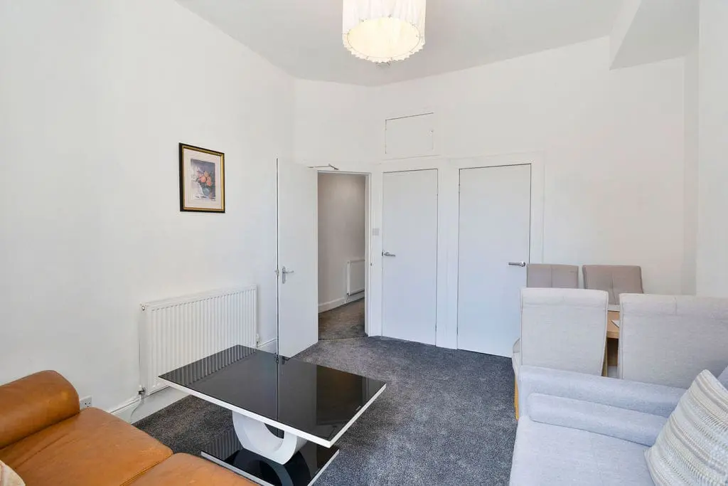 Room Grove Street in City of Edinburgh