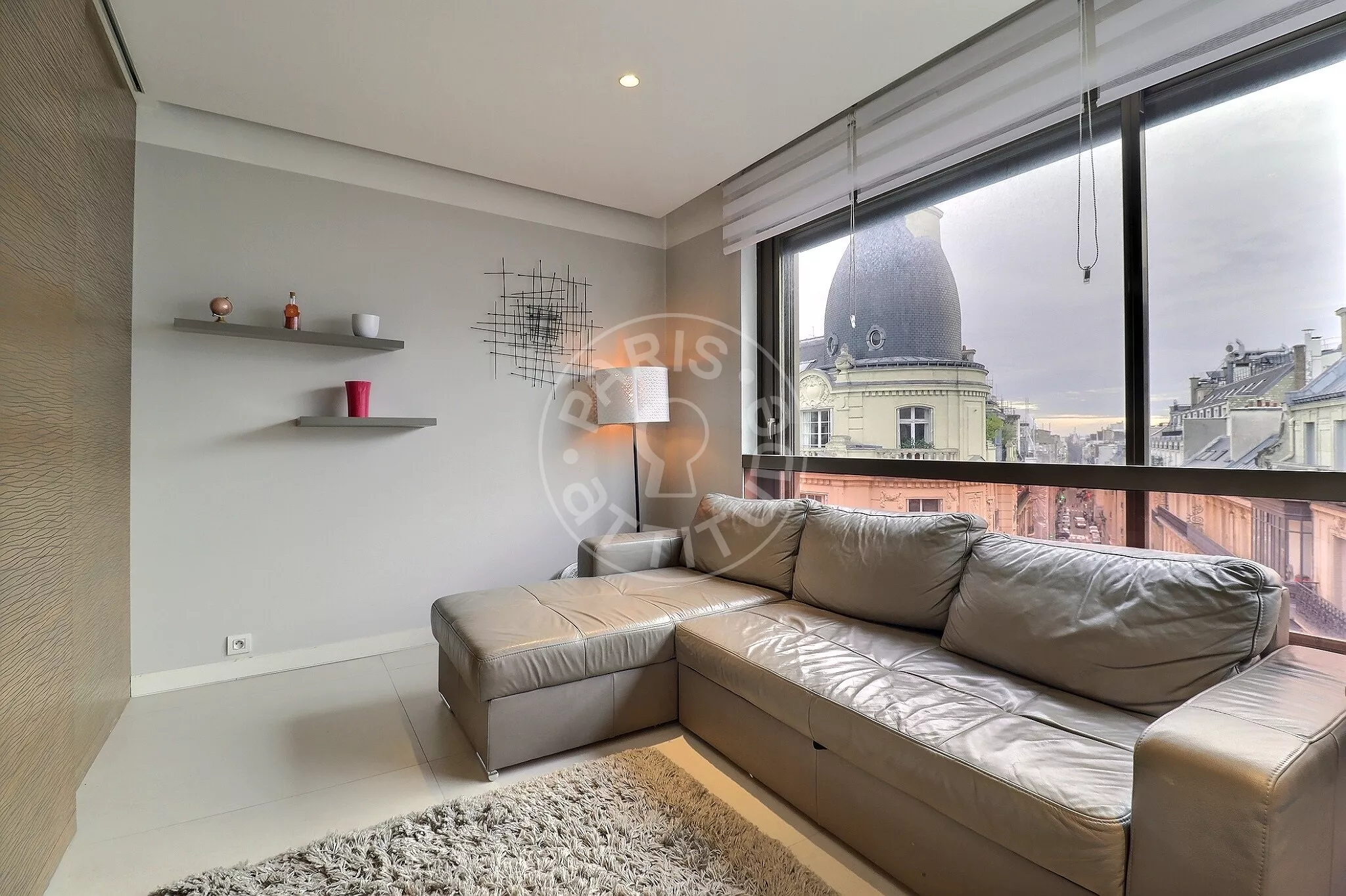 Appartement Rue de Berri à Paris