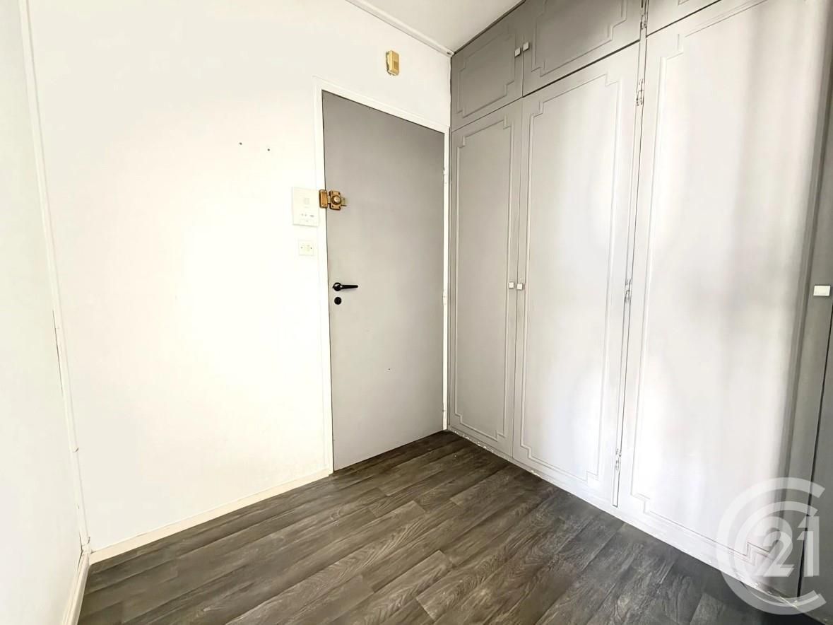 Flat Rue des Grandes Bruyères in Montereau