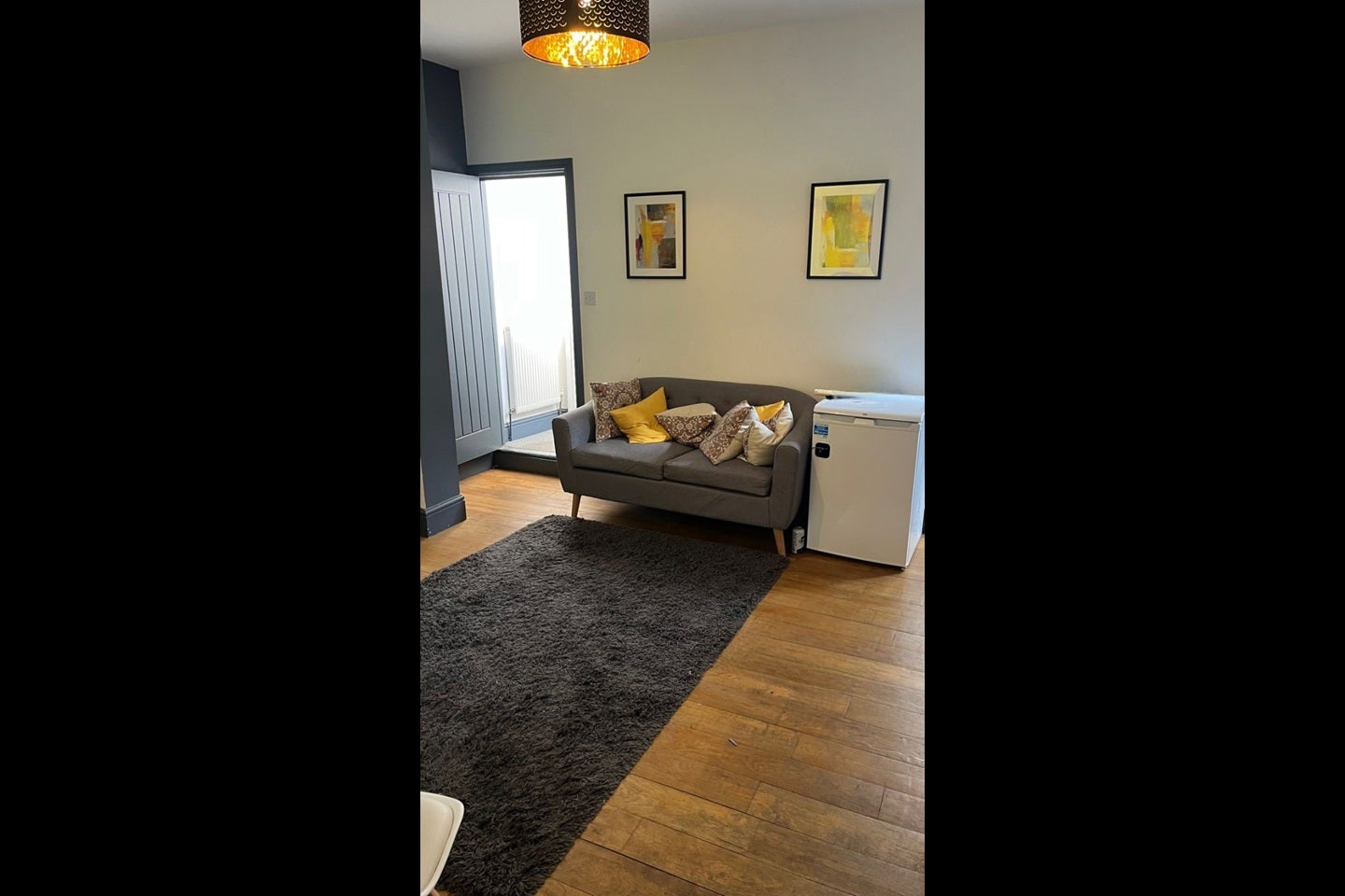 Room Queen Street in Wakefield