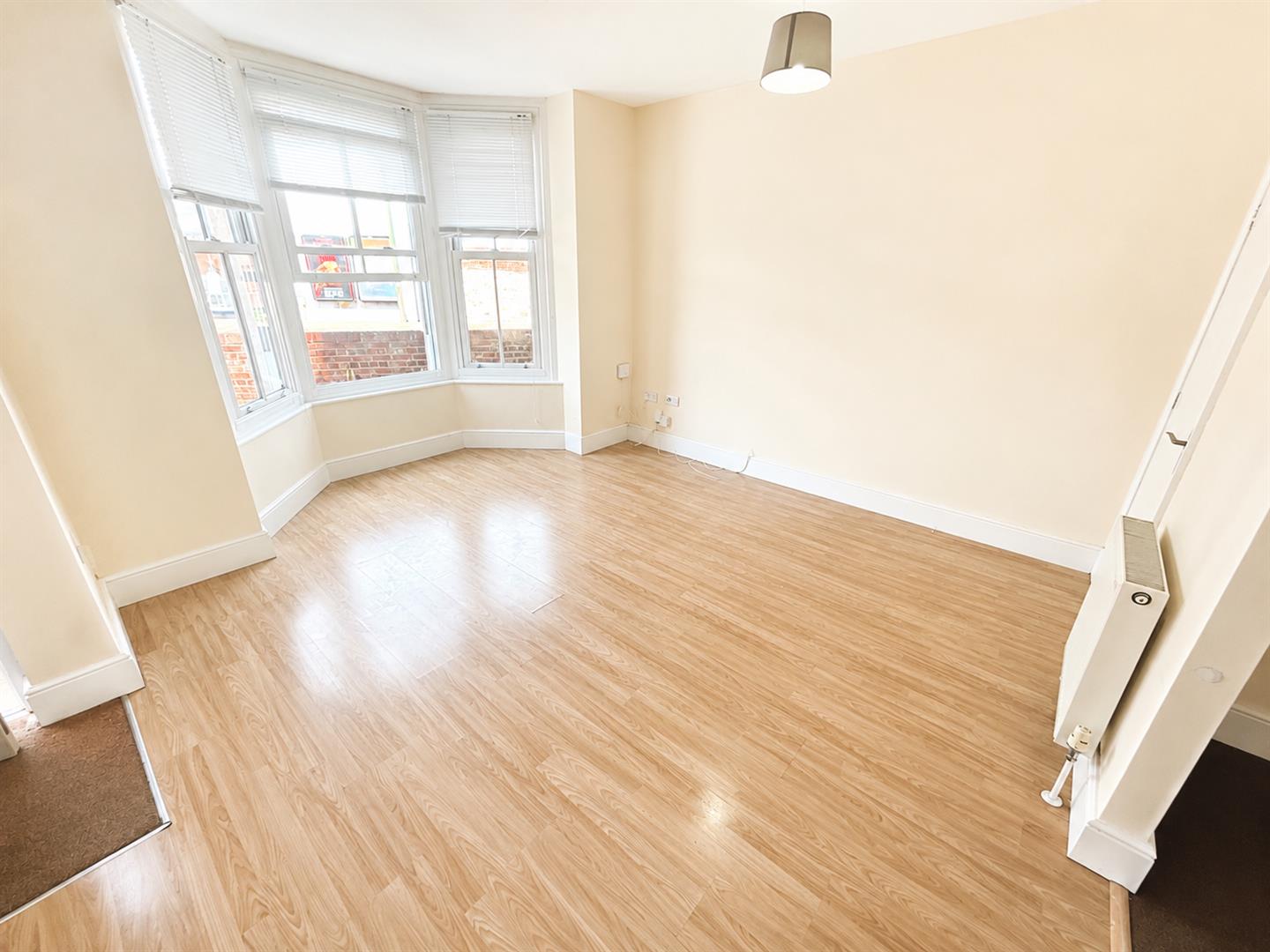 Flat Jamaica Place in Gosport