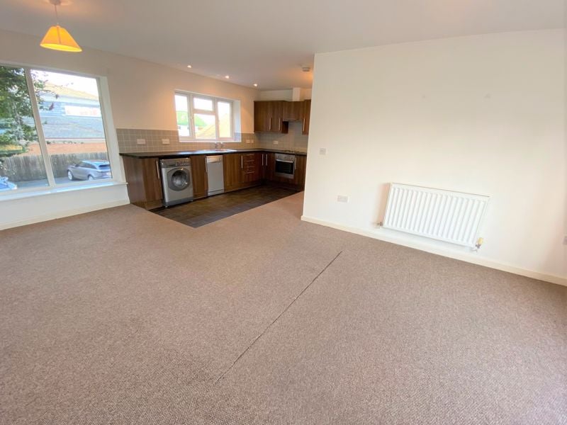 Flat Ryelands Road in Leominster