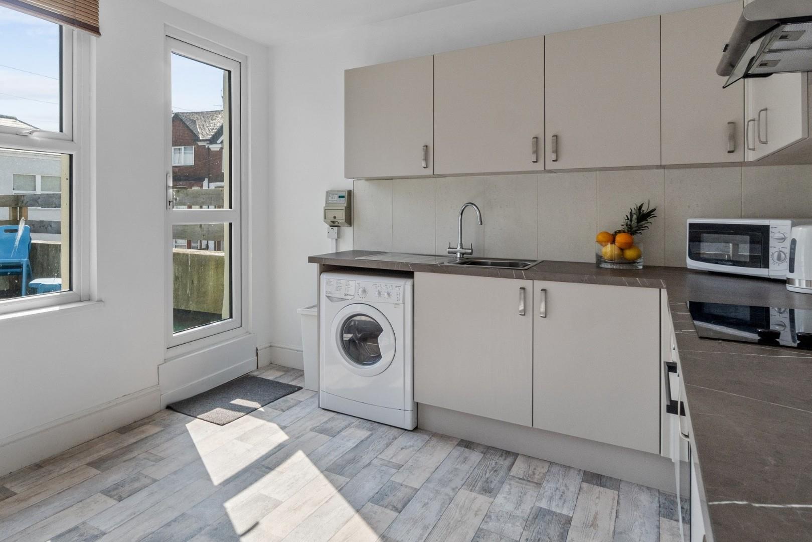 Room Queen Terrace in Calstock