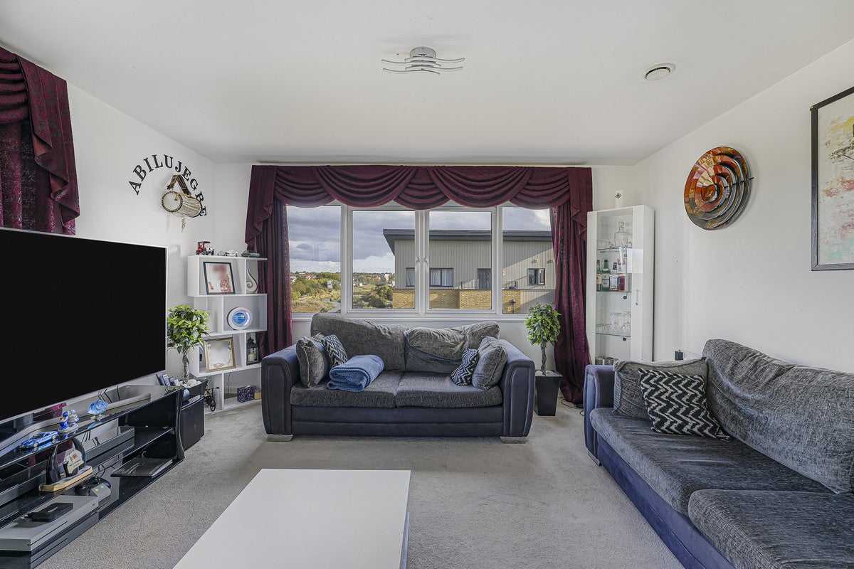 Flat Riverside Wharf in Dartford