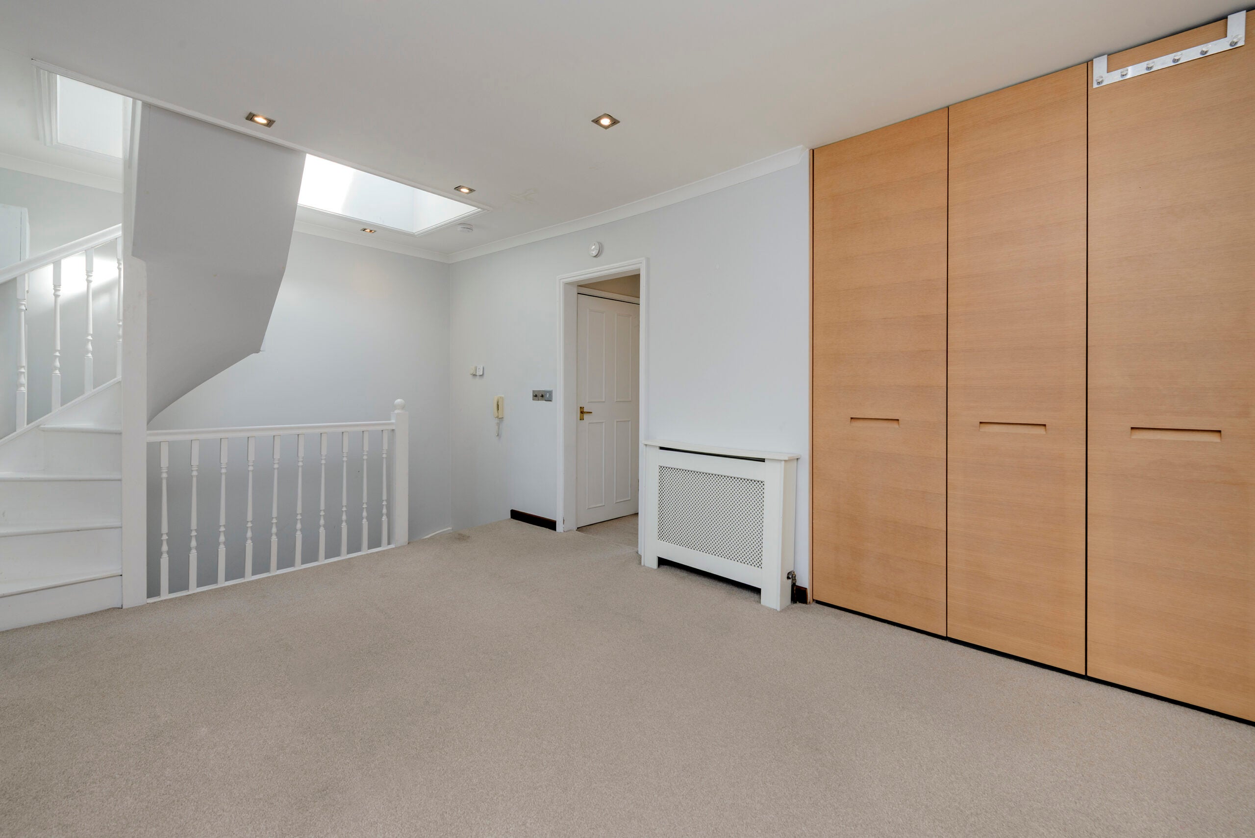 Flat Collingham Road in Greater London