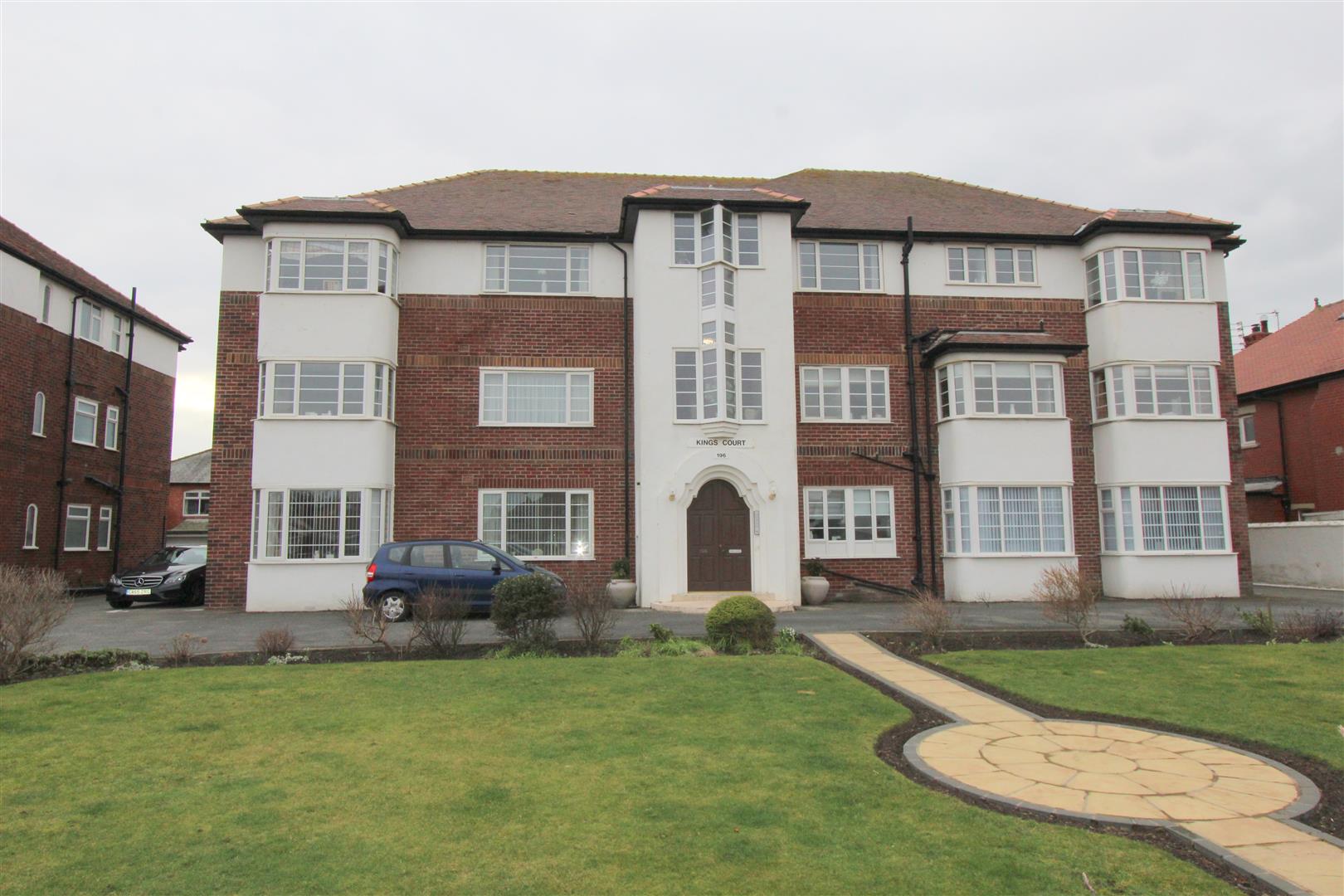 Flat Clifton Drive South in Borough of Fylde