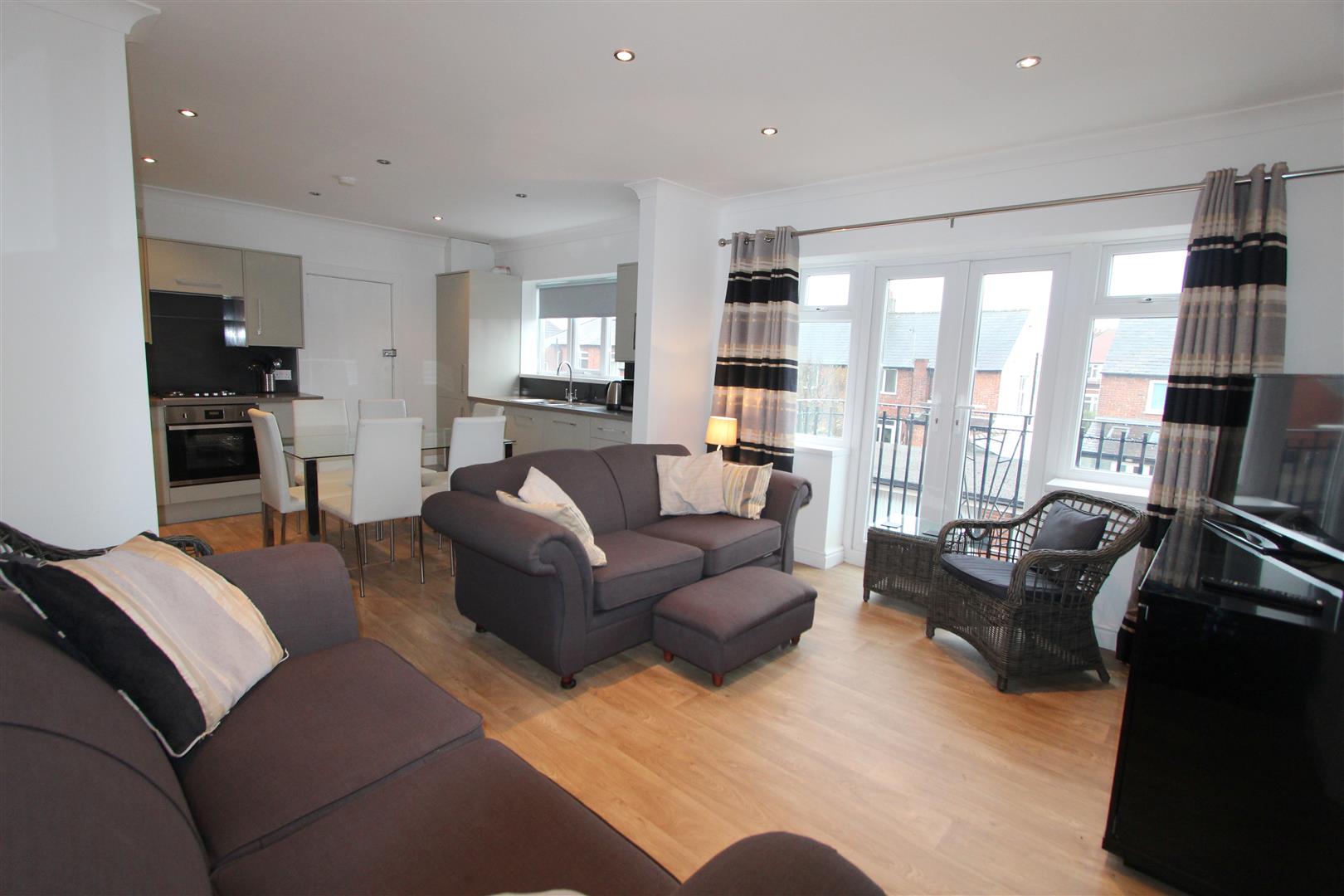Flat Clifton Drive South in Borough of Fylde