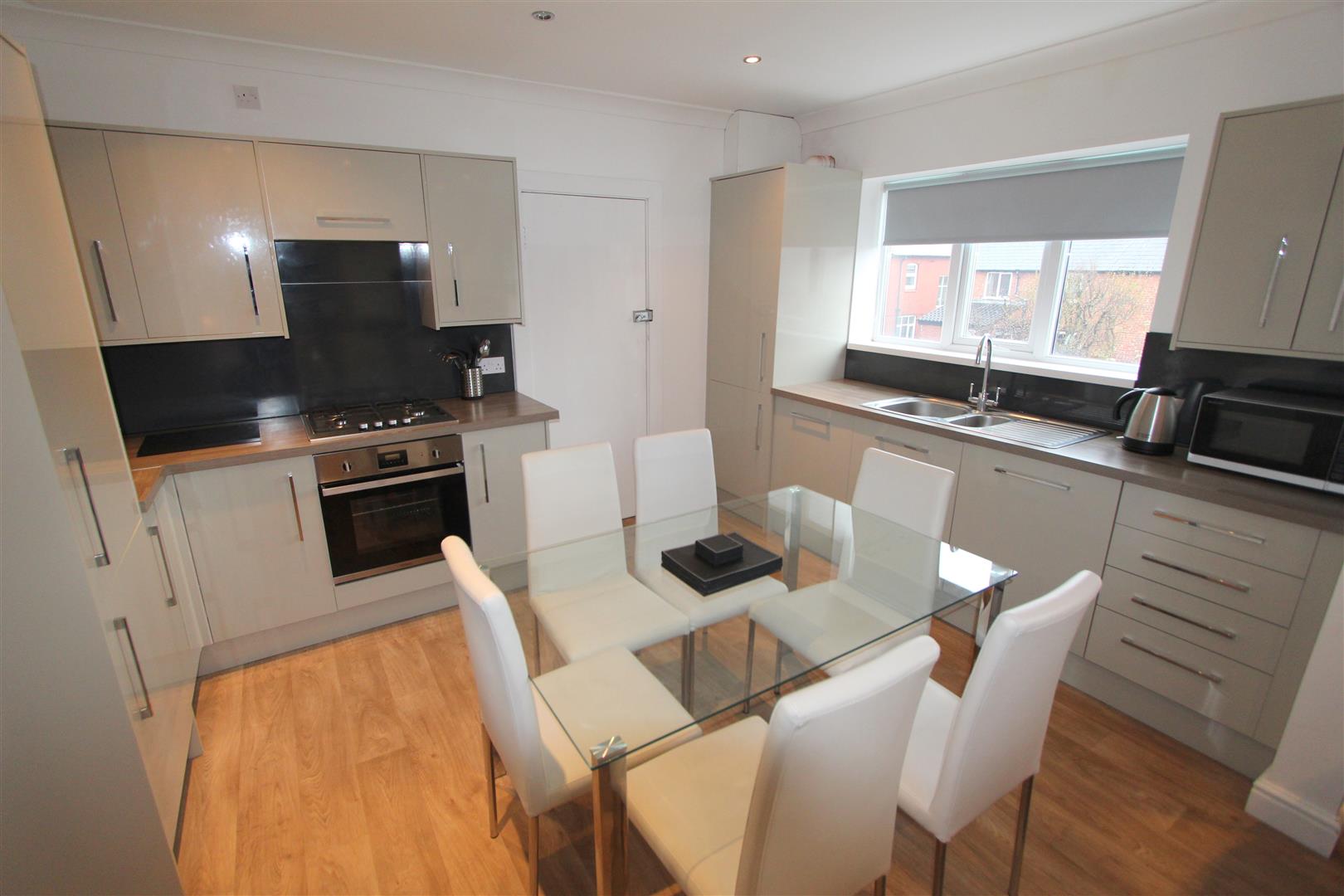 Flat Clifton Drive South in Borough of Fylde