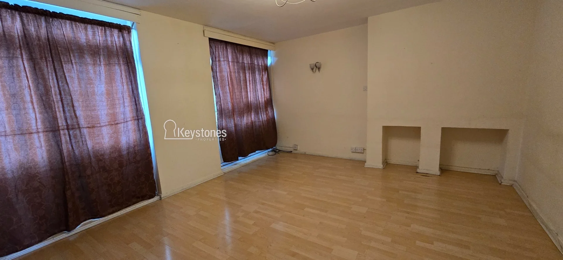 Flat Belton Way in Greater London