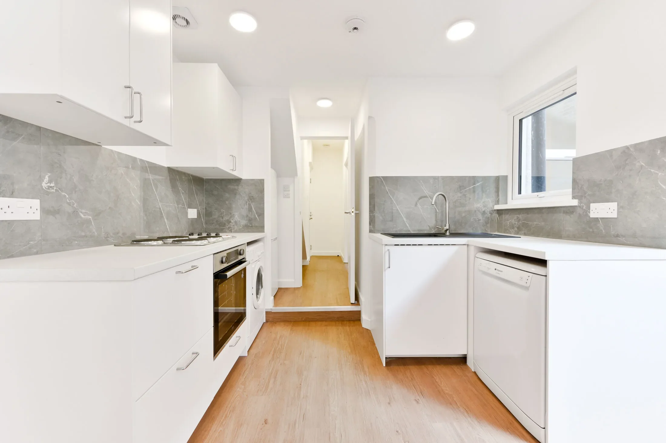 Flat Berrymead Gardens in Greater London