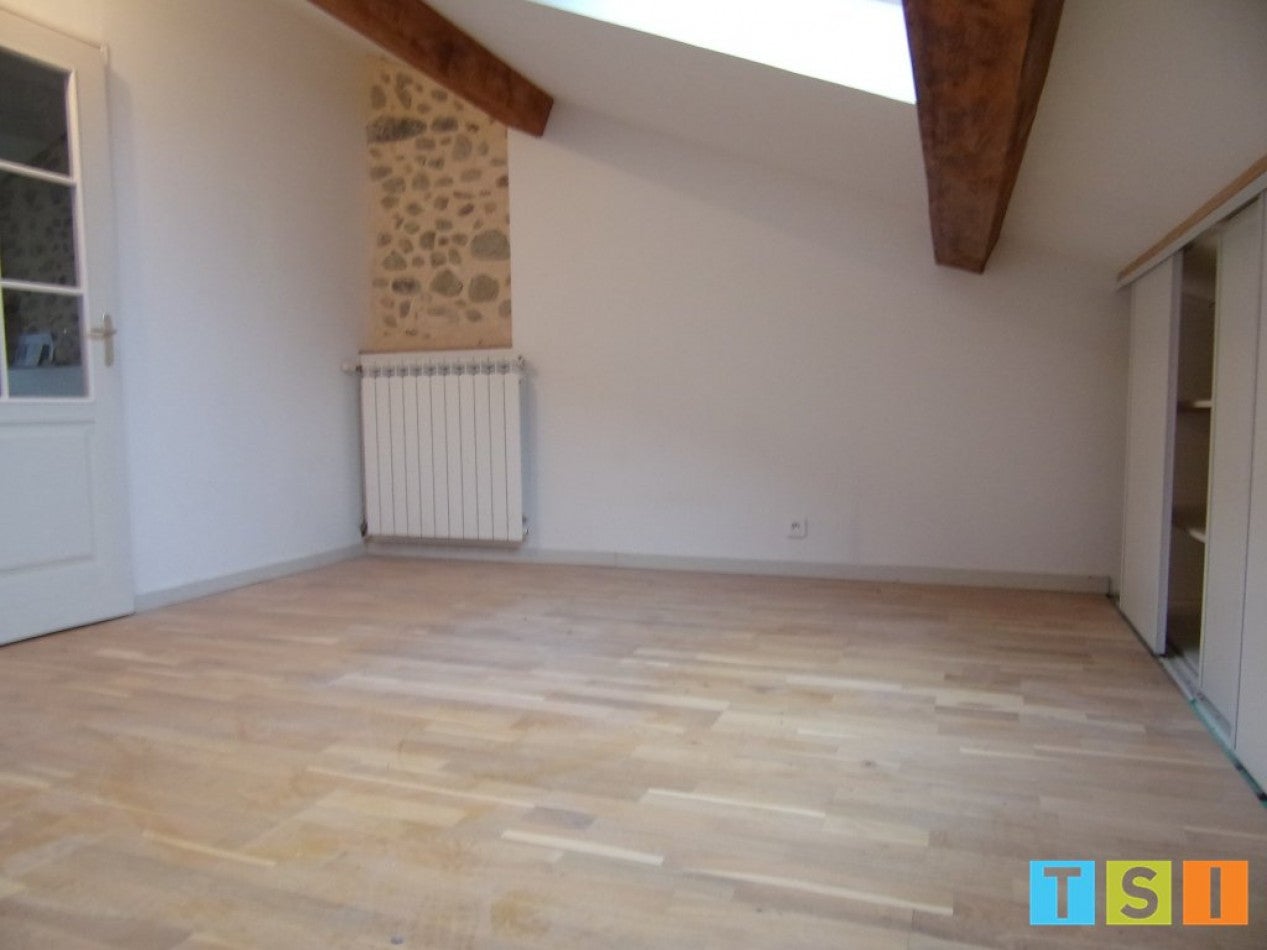 Appartement Rue des Sallières à Ausson