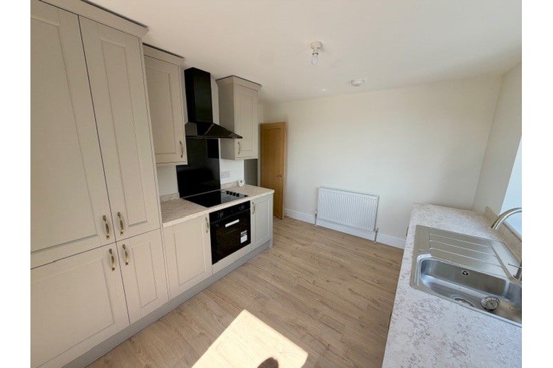 Flat Broadway in Southend-on-Sea