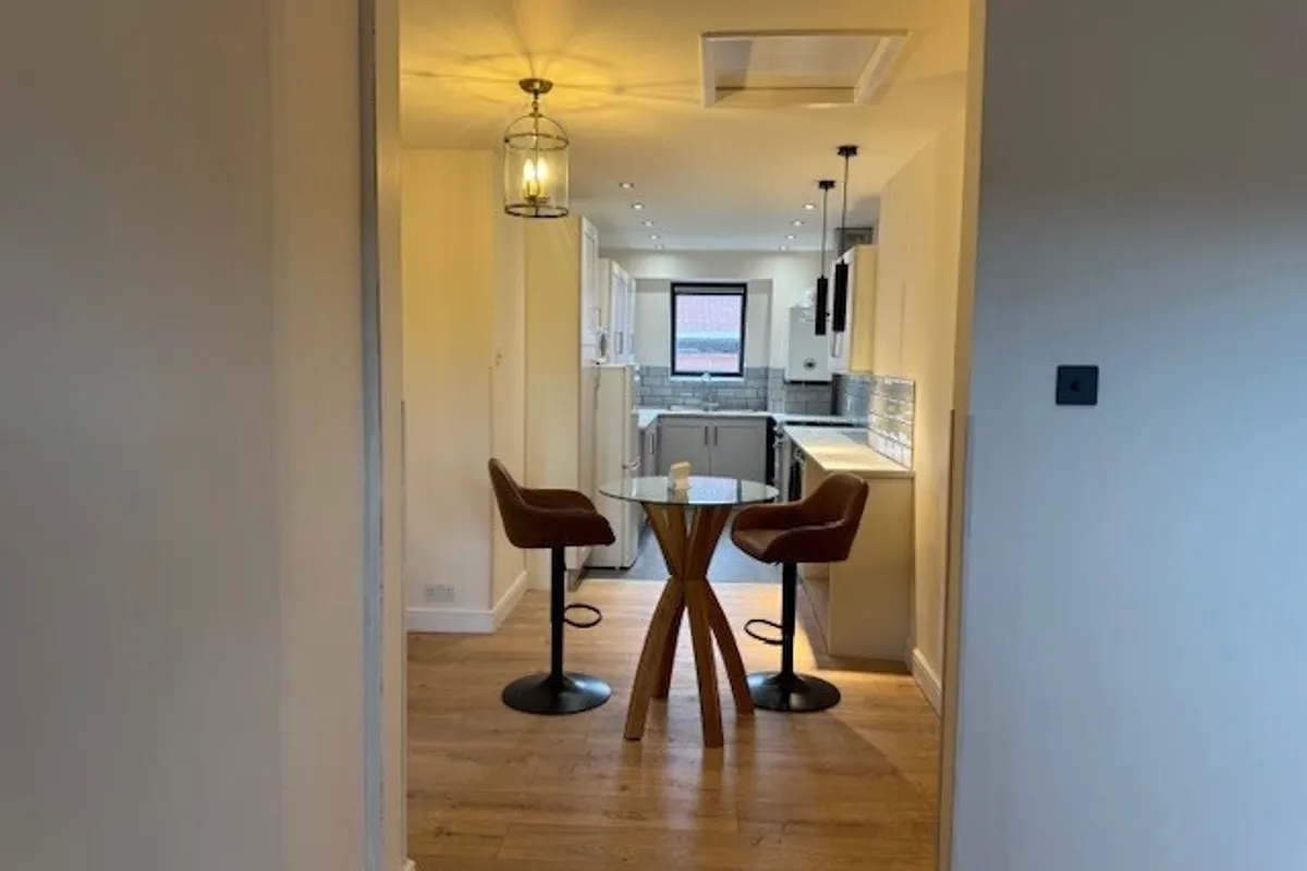 Flat Alma Court in Bristol
