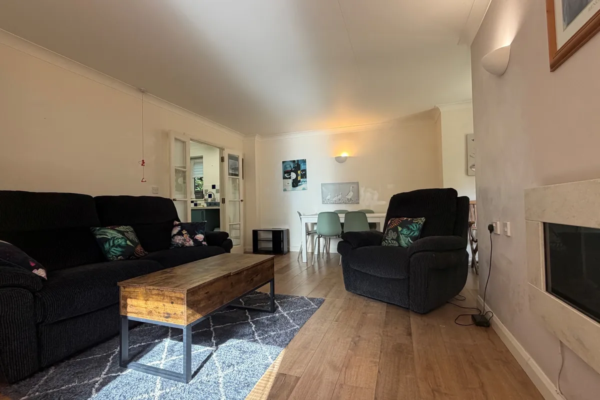 Flat Langley Road in Watford