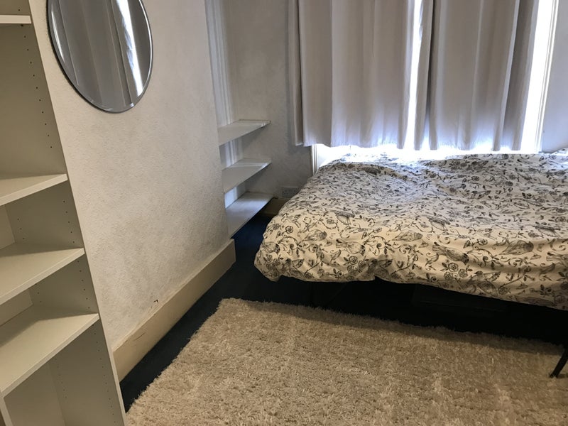 Room Duke's Road in Greater London