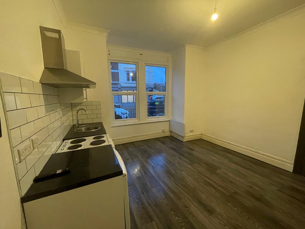 Room Putney Bridge Road in Greater London