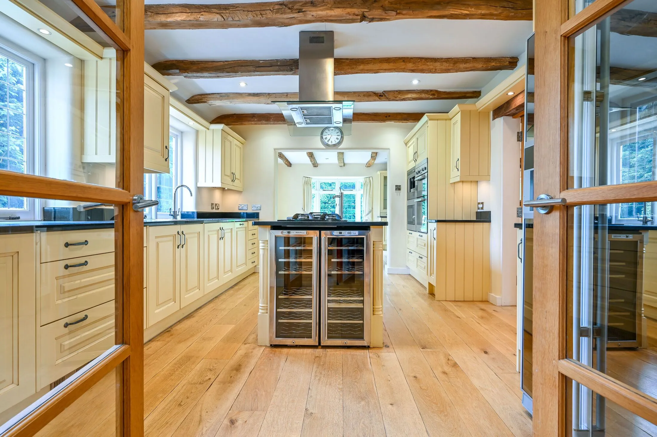 House Gravel Pits Close in Guildford