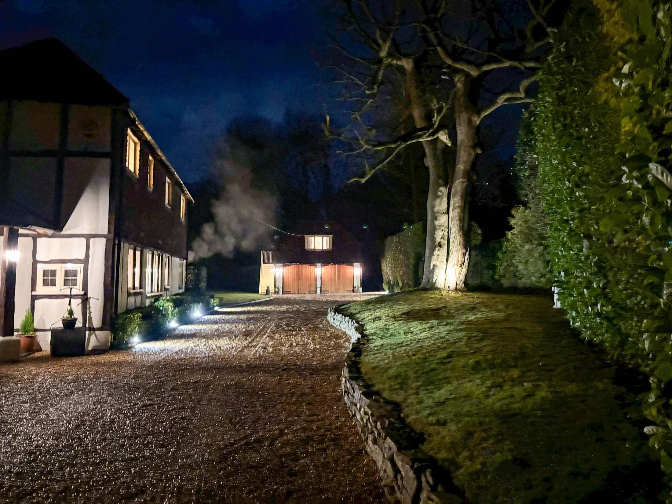 House Gravel Pits Close in Guildford