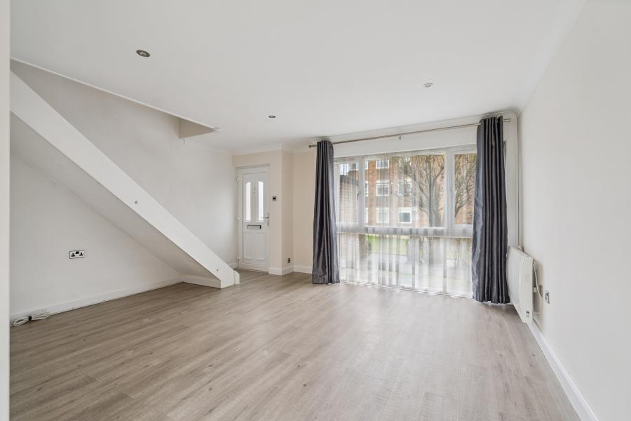 House Dormans Close in Greater London