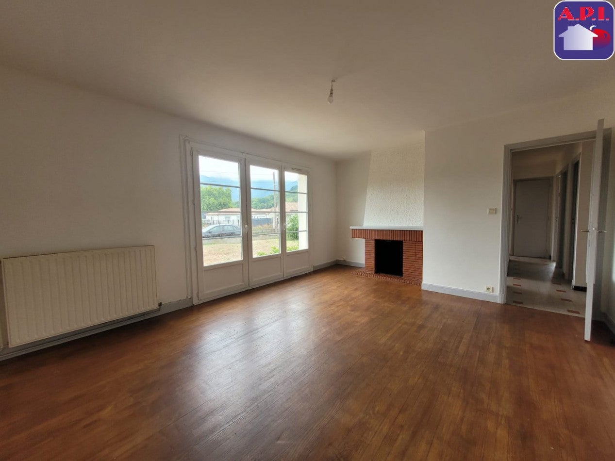 House Rue Centrale in Saint-Paul-de-Jarrat