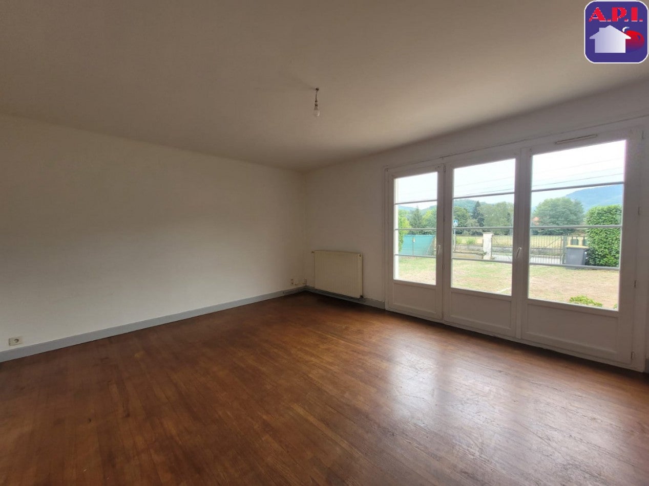 House Rue Centrale in Saint-Paul-de-Jarrat