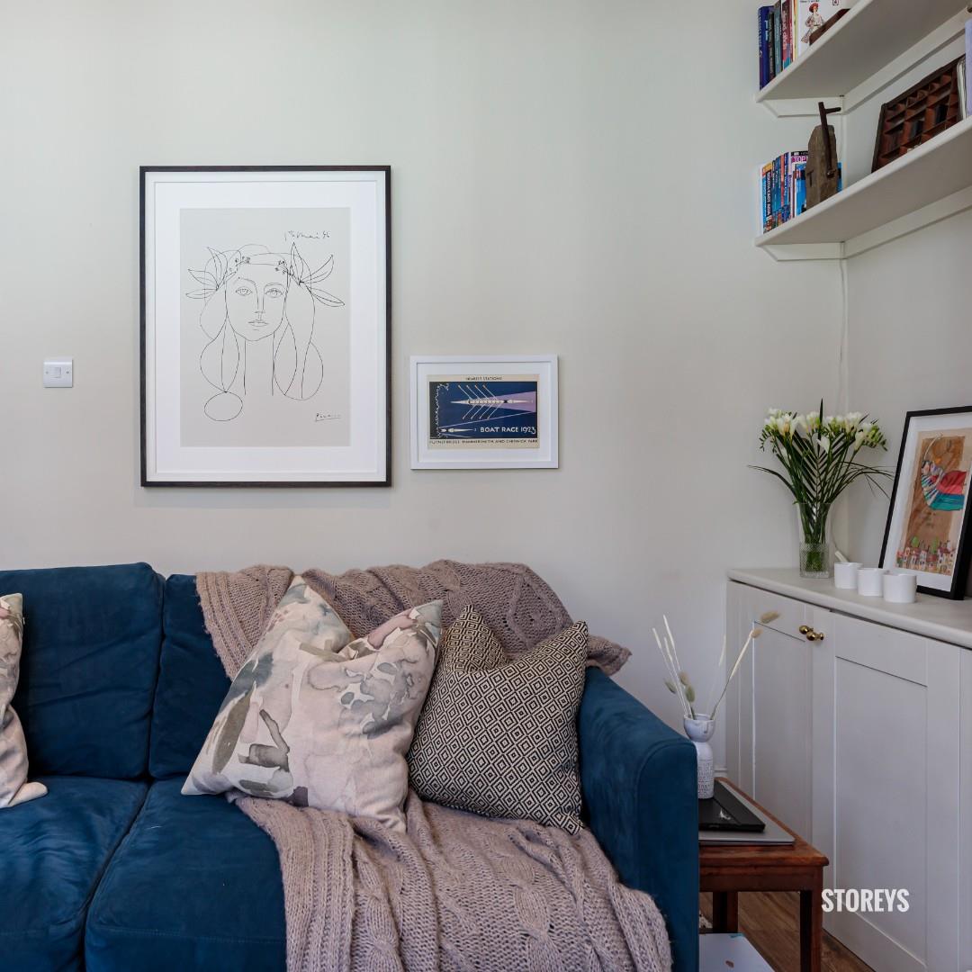 Flat St Mark's Rise in Greater London