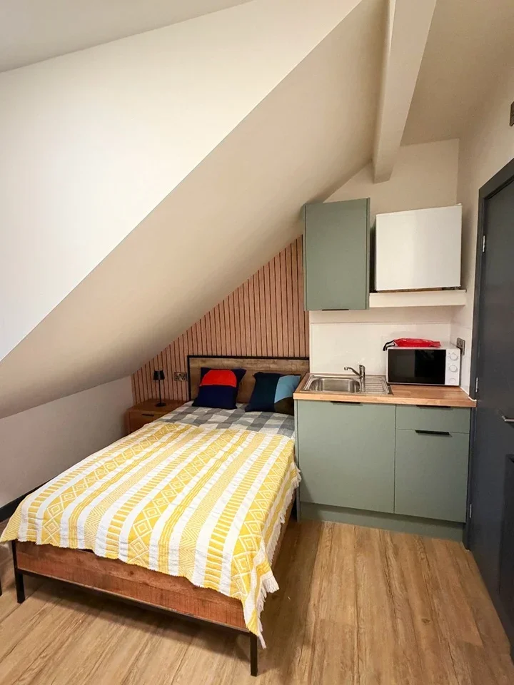 Room Ayresome Street in Middlesbrough