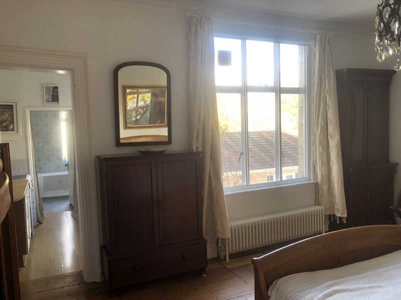 Room North Street in Bristol